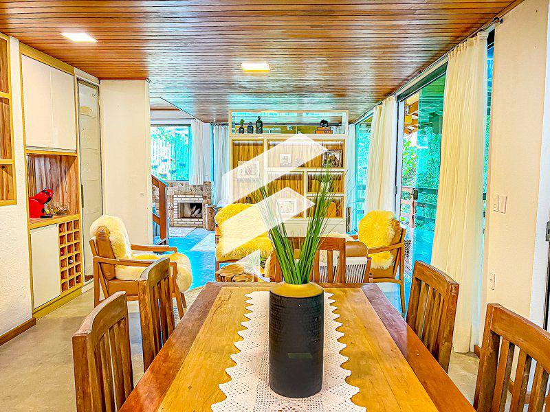 Maravilhoso Sítio com 4 suítes em Paraju, Domingos Martins/E.S - França Consultoria Imobiliária