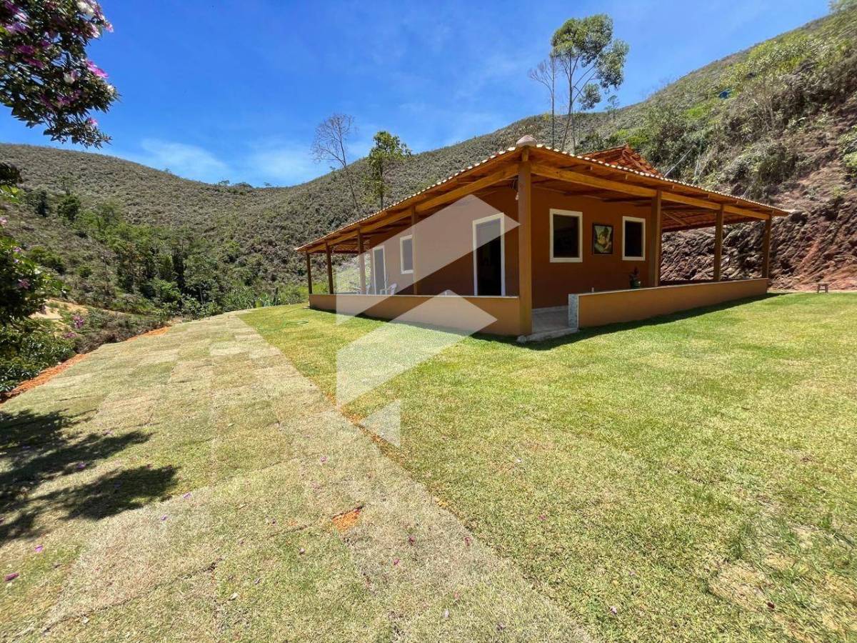 Sítio com 63.000m² em Castelinho próximo de Pedra Azul - França Consultoria Imobiliária