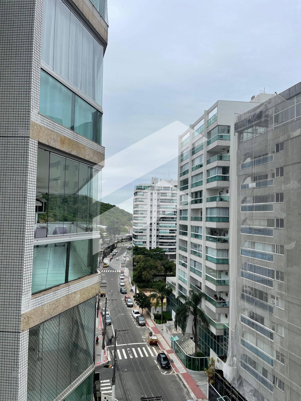 Vende-se belíssimo apartamento de 145m², 4 quartos na Praia da Costa - França Consultoria Imobiliária