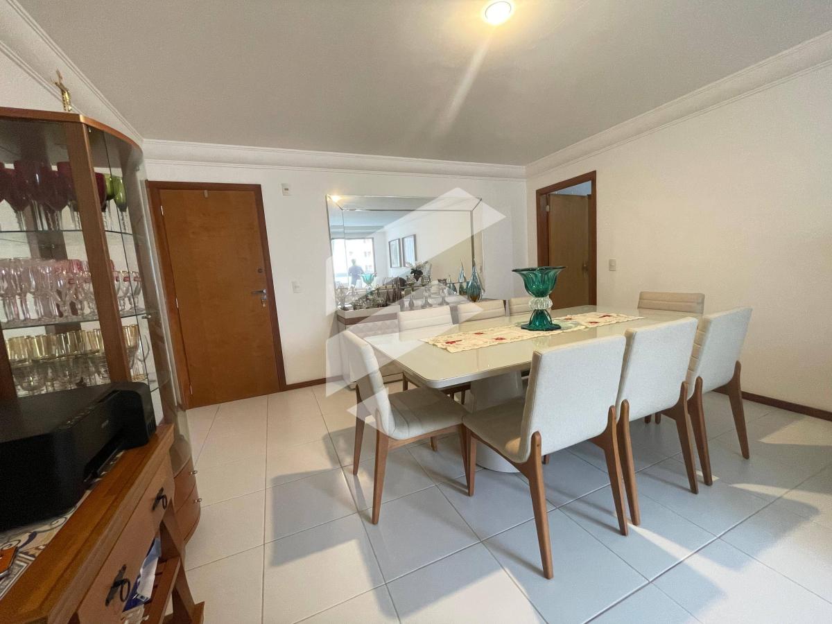 Vende-se belíssimo apartamento de 145m², 4 quartos na Praia da Costa - França Consultoria Imobiliária