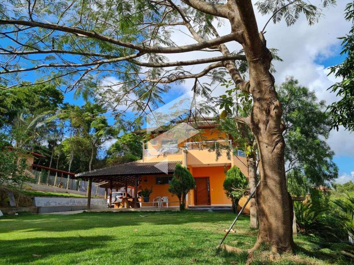 Vende-se Chácara em Retiro do Congo - França Consultoria Imobiliária